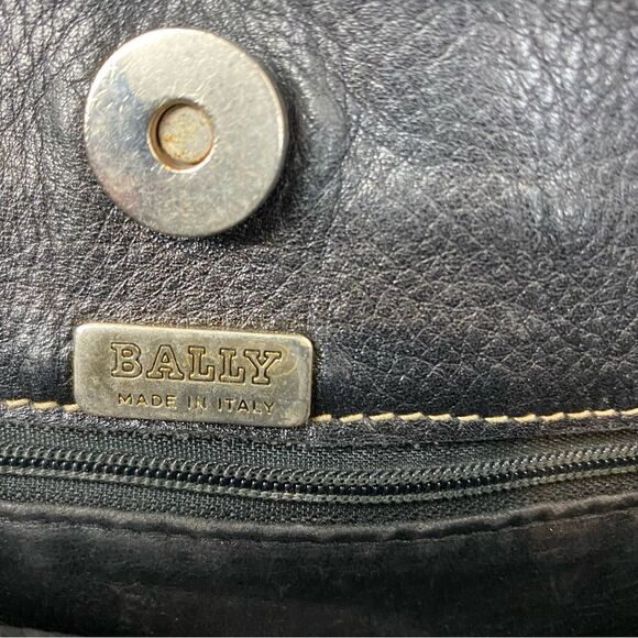 Bally Vintage Leather Black & Brown Two Tone Bucket Shoulder Handbag - Picture 10 of 11